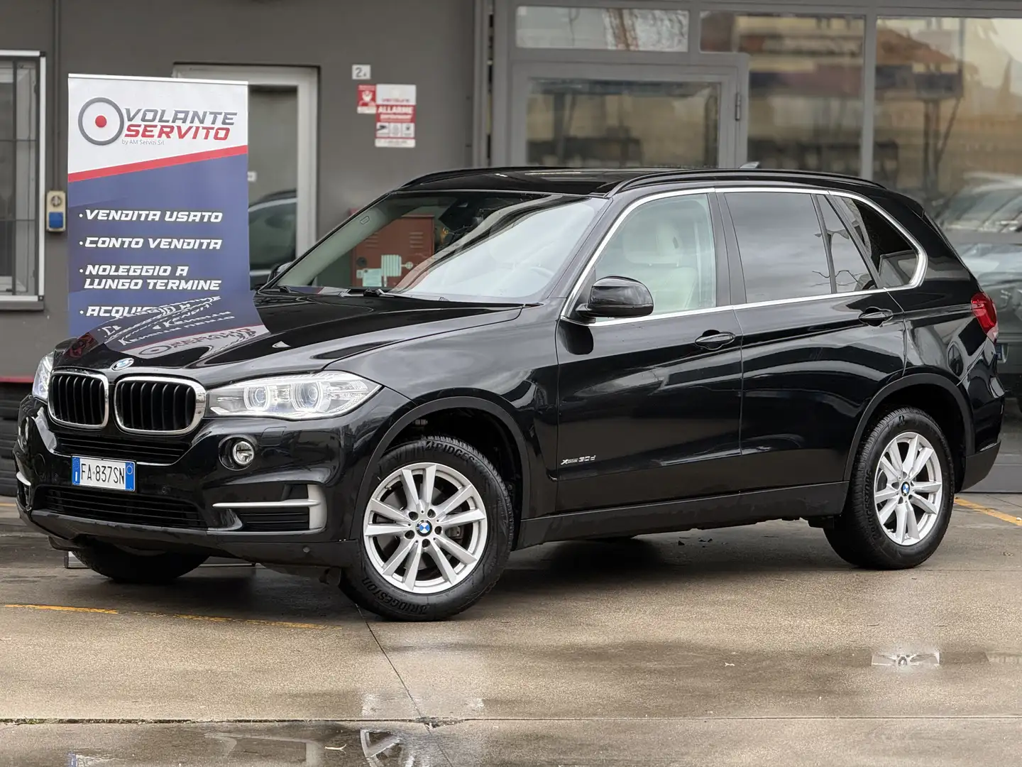 BMW X5 30d Xdrive - PELLE BEIGE - SERVICE BMW Noir - 1
