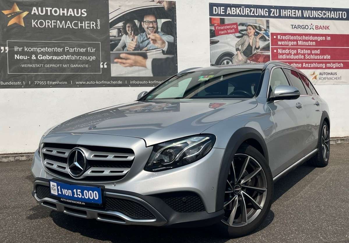 Mercedes-Benz E 220