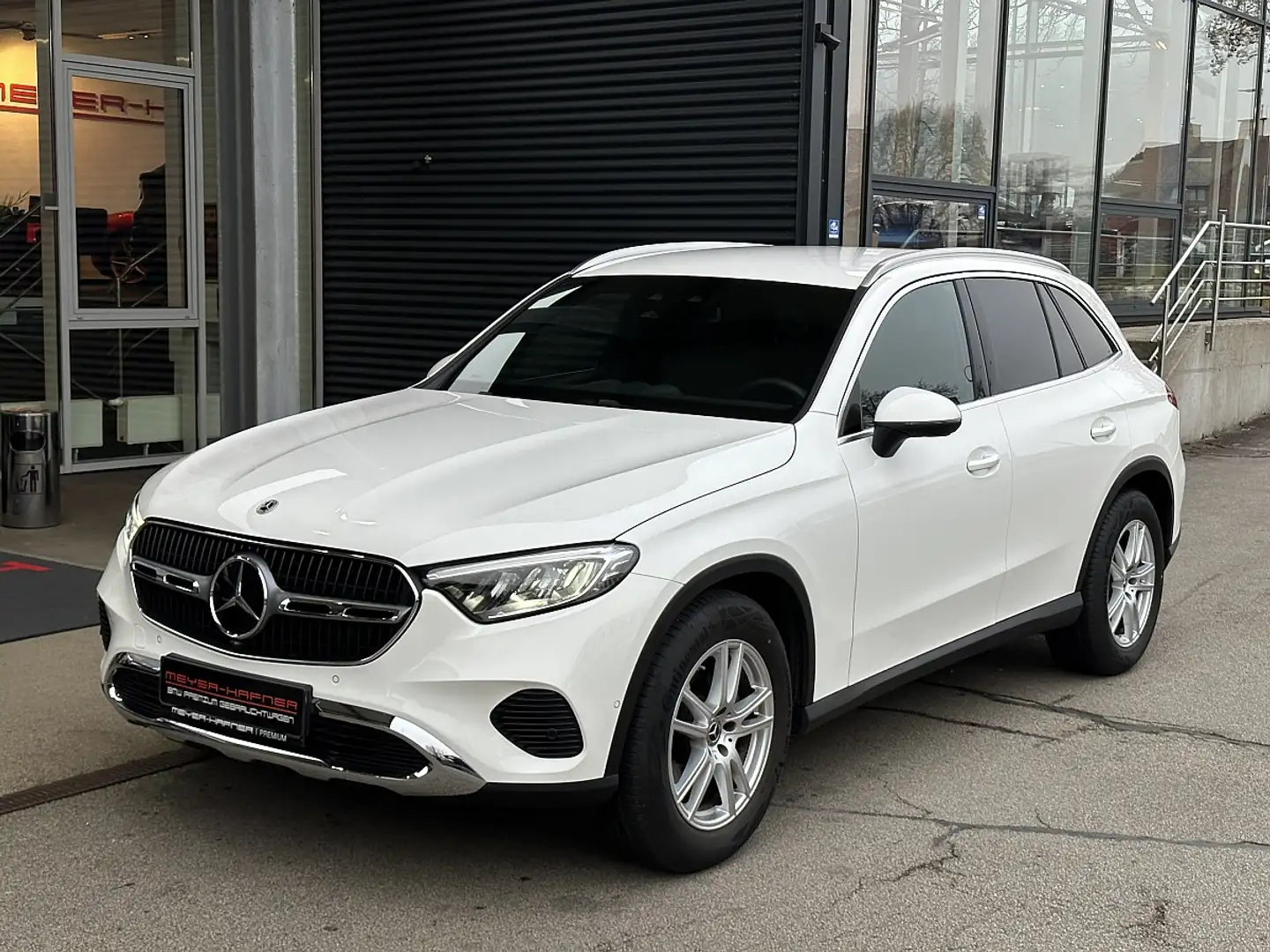 Mercedes-Benz GLC 220 d 4MATIC Aut. Kamera, AHK, Sitzheizung, Lenkrad... Weiß - 1