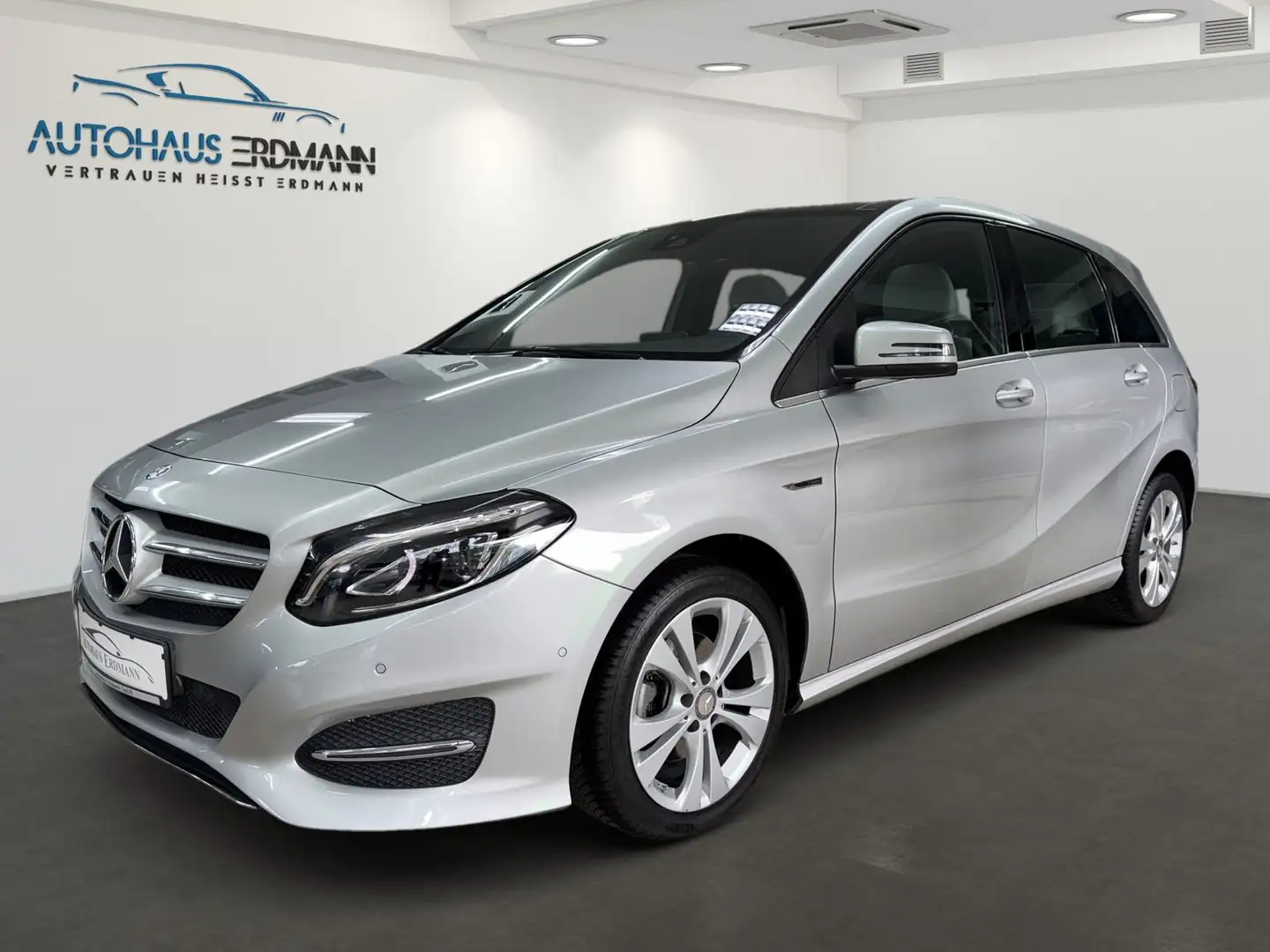 Mercedes-Benz B 200 *Autom*LED-SW*Pano*Comand*R-Kam*Teil-Leder Argintiu - 1