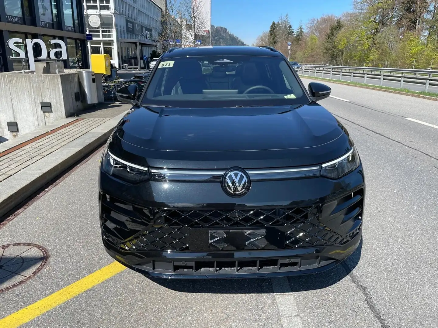 Volkswagen Tayron 2.0 TDI R-Line 4 Motion DSG - 2