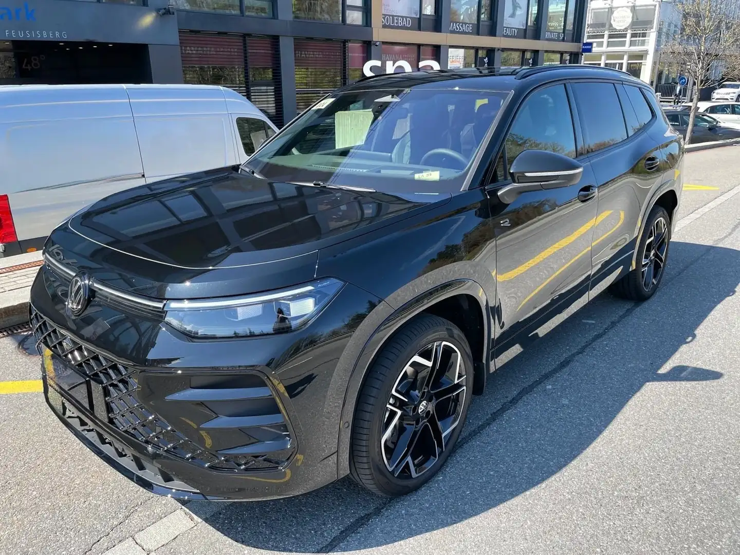 Volkswagen Tayron 2.0 TDI R-Line 4 Motion DSG - 1