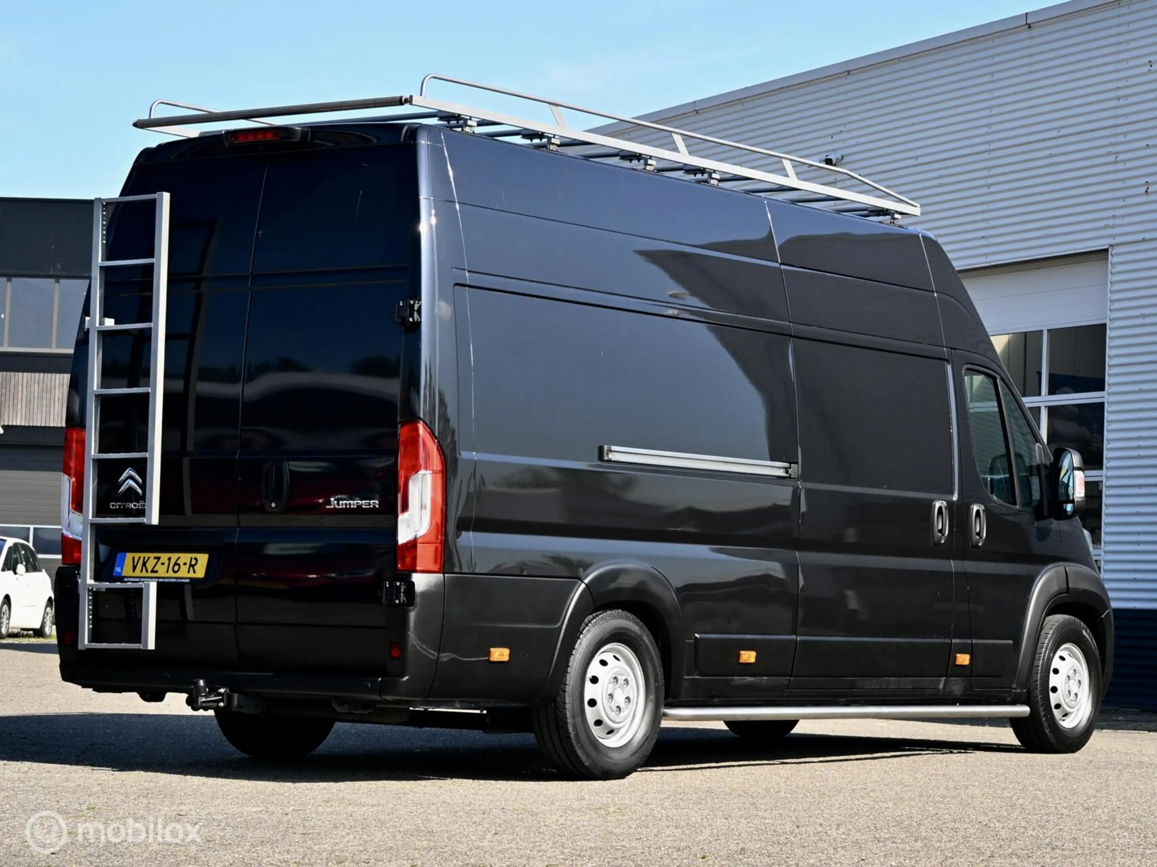Citroen Jumper bestel 35 2.2 BlueHDi 165pk L4H3 Club Zwaar — photo 3