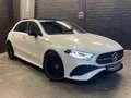 Mercedes-Benz A 200 AMG EDITION ** Toit ouvrant ** Caméra ** Blanc - thumbnail 3