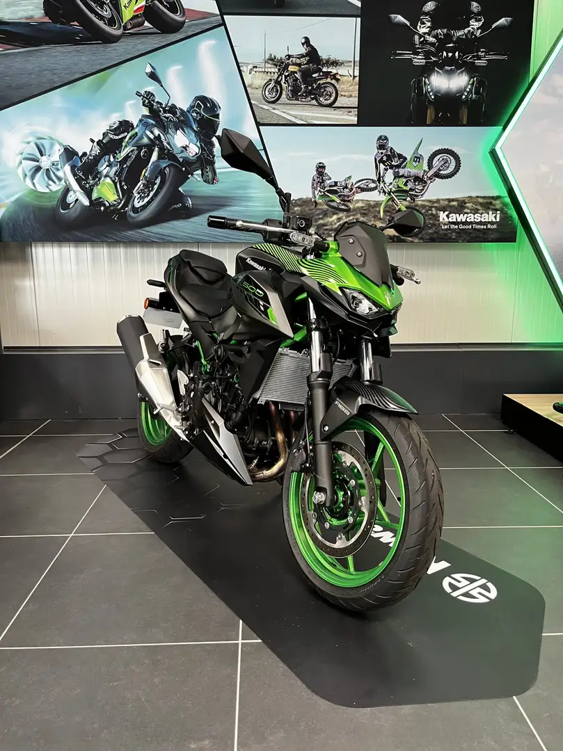 Kawasaki Z 500 SE Vert - 2