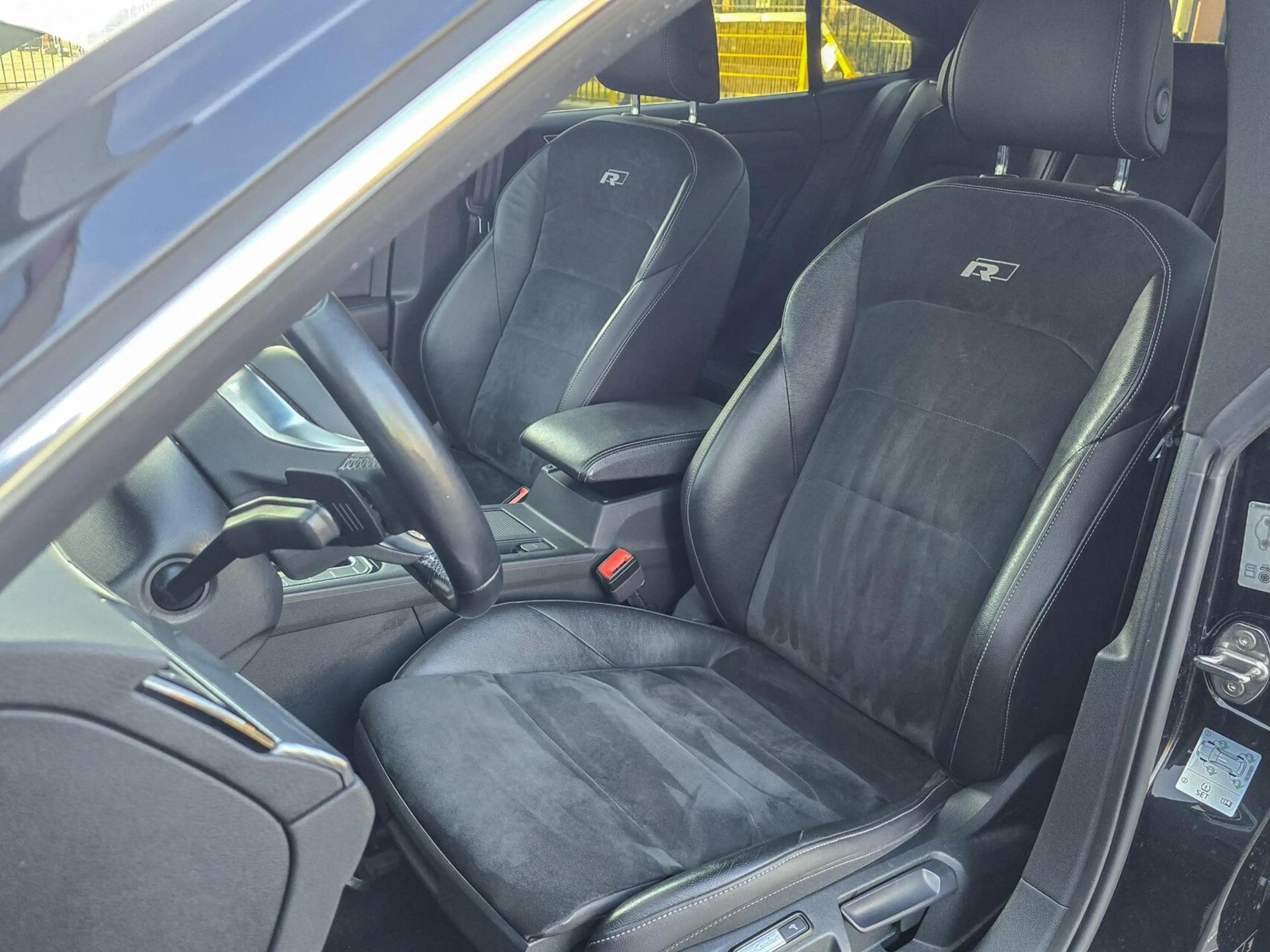 Volkswagen Arteon 2.0 TSI R-LINE|ACC|CARPLAY|CAMERA|VIRTUAL — photo 5