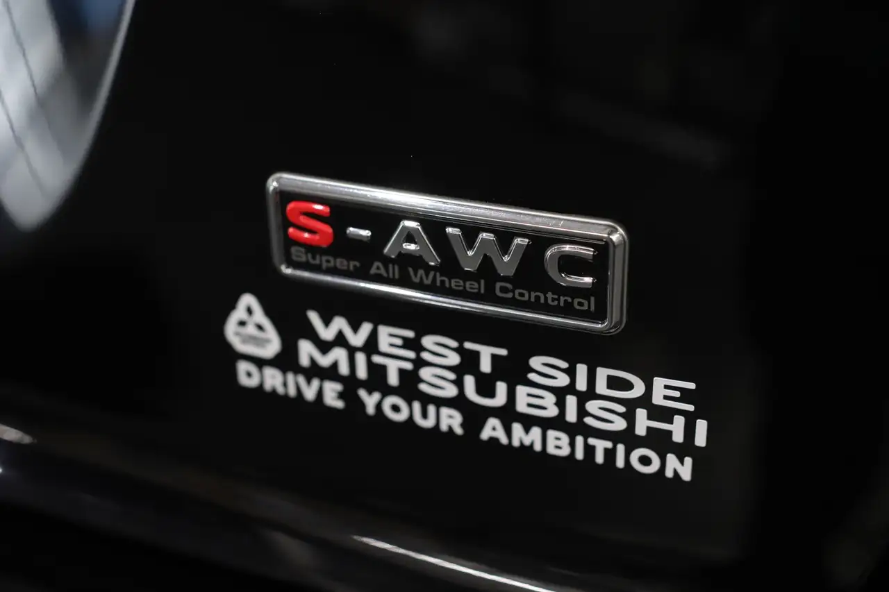 Mitsubishi Eclipse Cross photo Mitsubishi Eclipse Cross