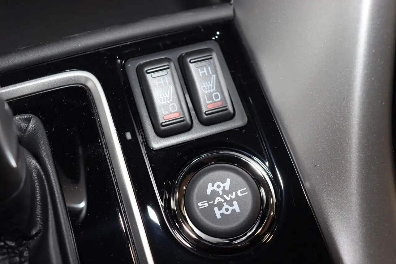 Mitsubishi Eclipse Cross photo Mitsubishi Eclipse Cross