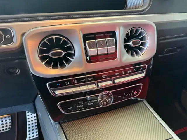 Mercedes-Benz G-Class view 18