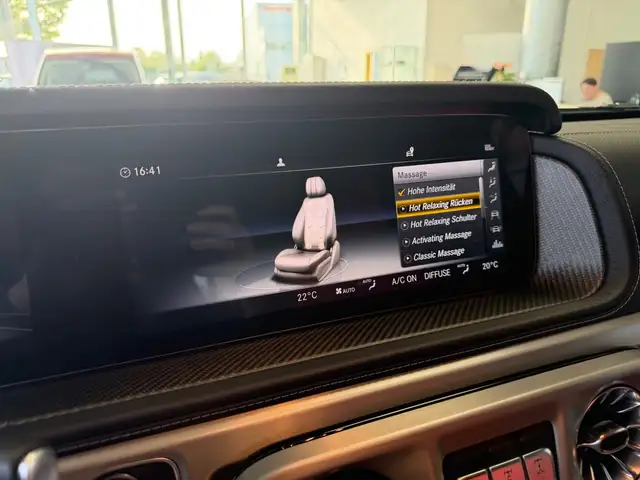 Mercedes-Benz G-Class view 23