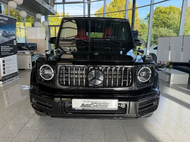 Mercedes-Benz G-Class view 2