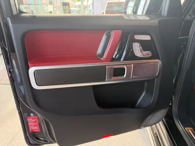 Mercedes-Benz G-Class view 8
