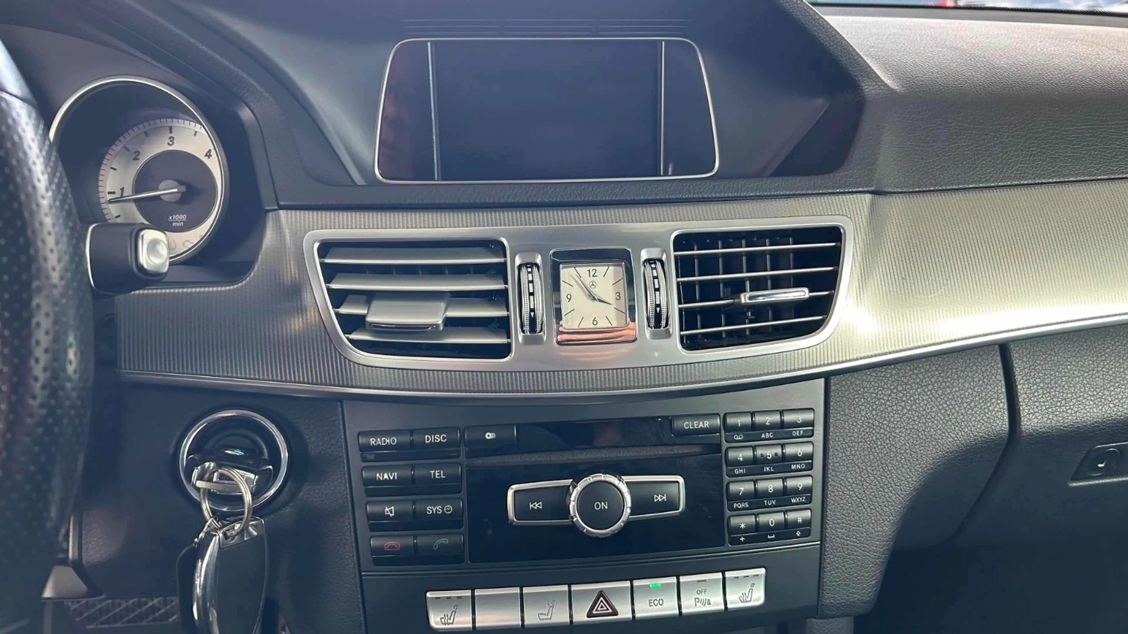 Mercedes-Benz E 200 E T-Modell BlueTec — photo 14