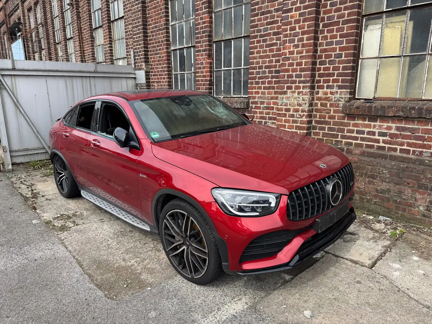 Mercedes-Benz GLC 43 AMG GLC 43 AMG 4Matic Coupé Automatik 360° 1. HD Rouge - 2