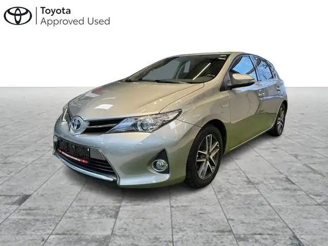 Toyota Auris 1.8 HYB DYNAMIC