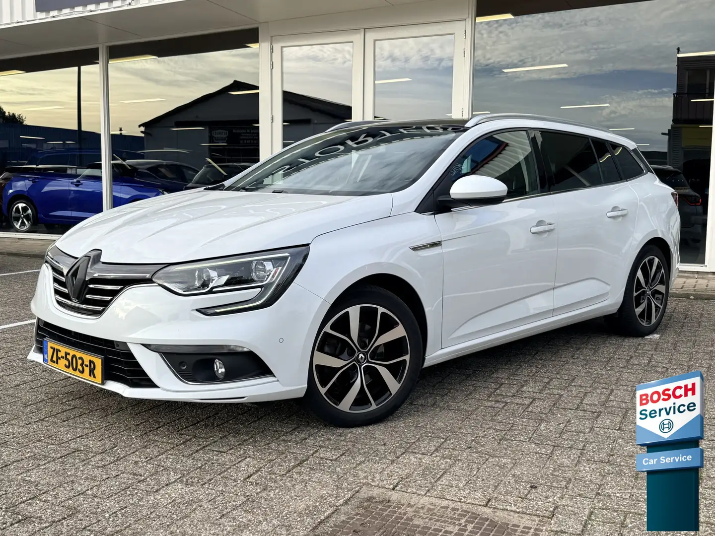 Renault Megane Estate 1.3 TCe 160pk Bose Edition | Automaat | Pan Blanc - 1
