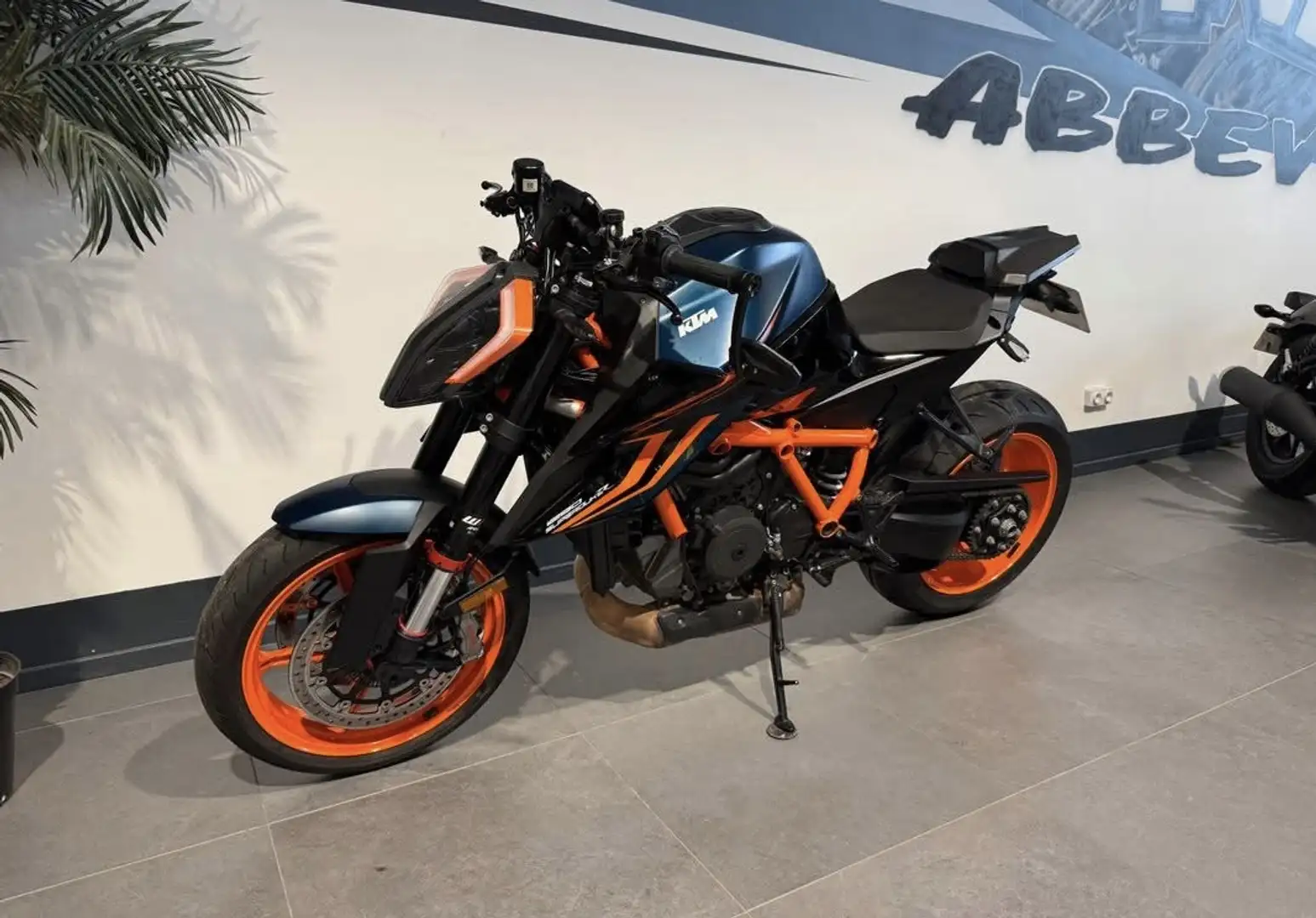 KTM 1290 Super Duke R - 2