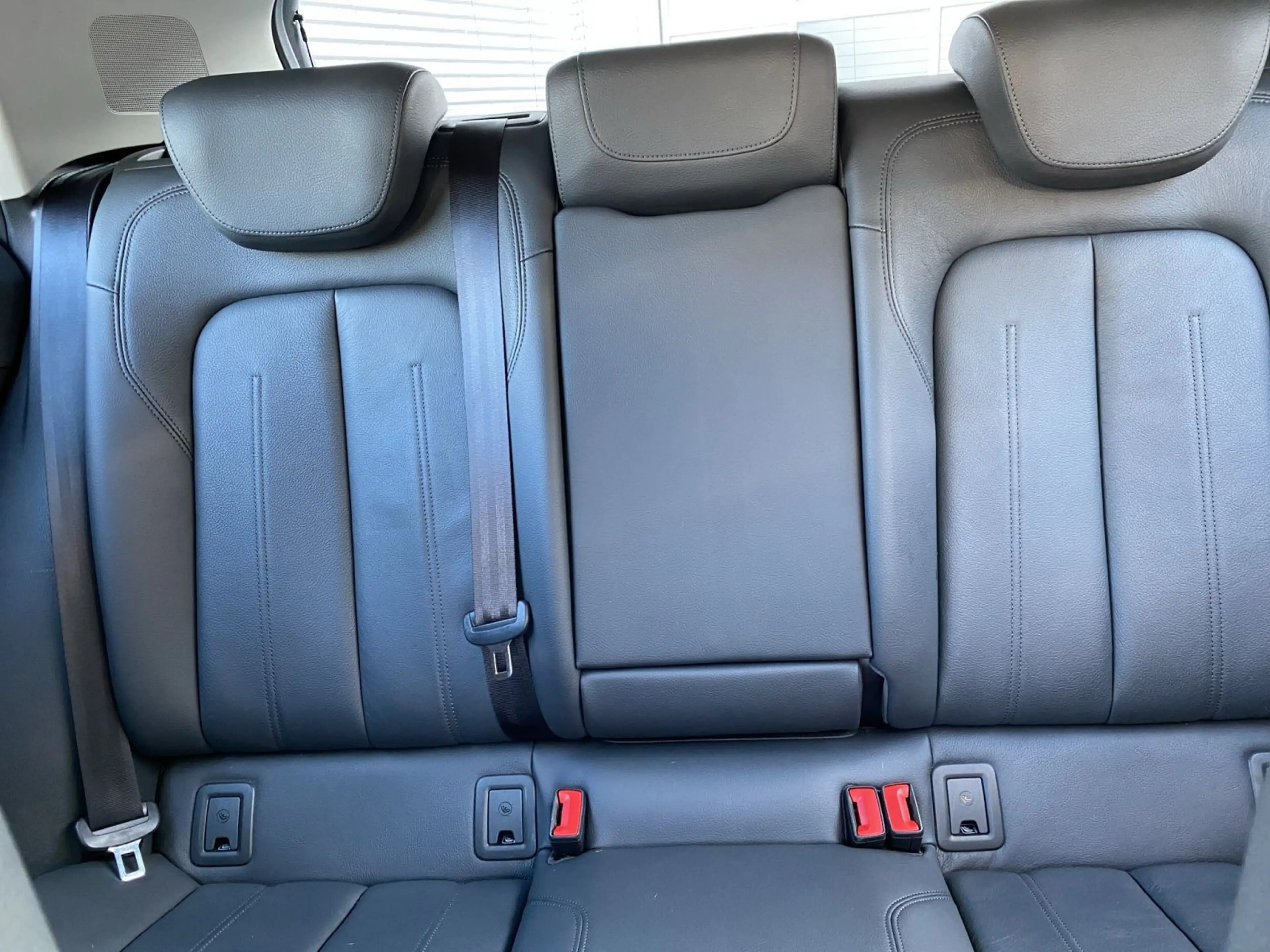 Audi Q2 35 TDI qu. S-Tronic advanced — photo 15