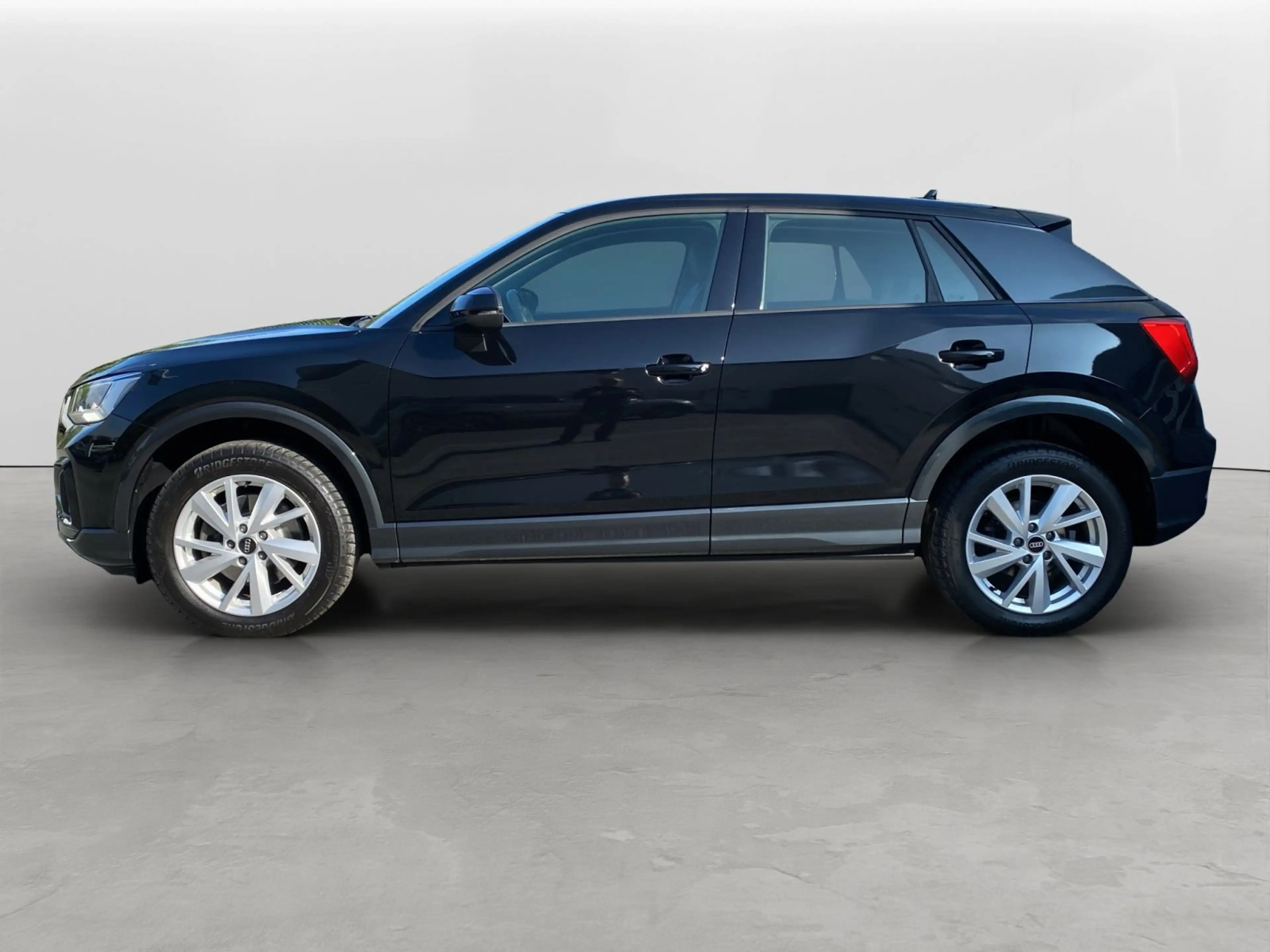 Audi Q2 35 TDI qu. S-Tronic advanced — photo 3