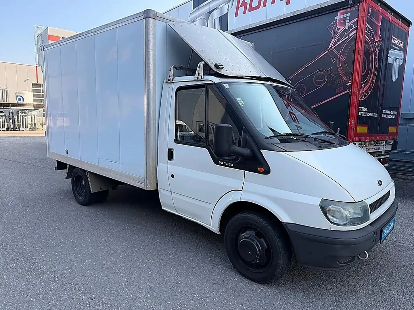Ford Transit Kasten 330M 2,4 TDI Weiß - 2