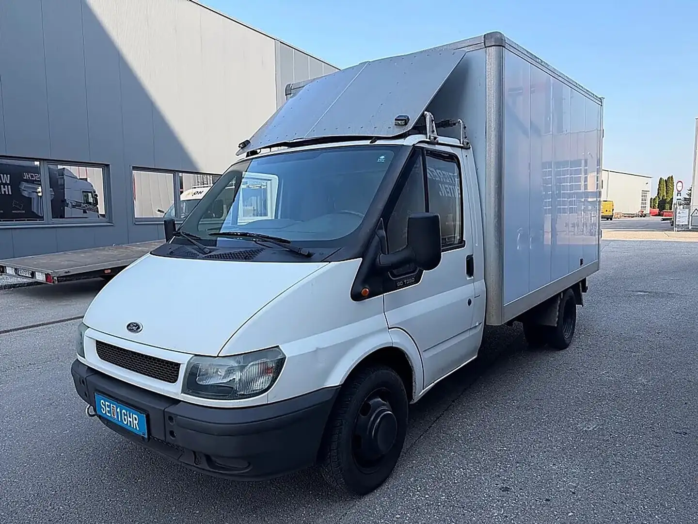 Ford Transit Kasten 330M 2,4 TDI Weiß - 1