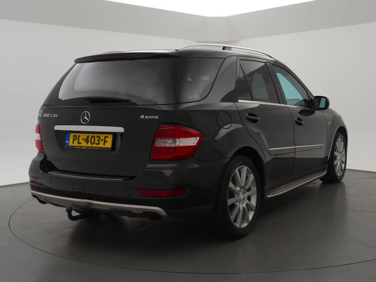 Mercedes-Benz ML 300 M-klasse CDI 205 PK VEEL ONDERHOUD NODIG Negro - 2