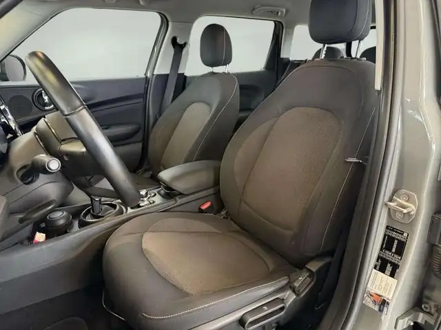 Mini Cooper Cooper view 12