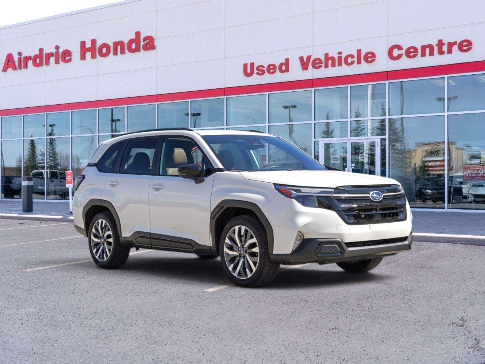 2025 Subaru Forester Leather, Sunroof, Low kms, loaded!