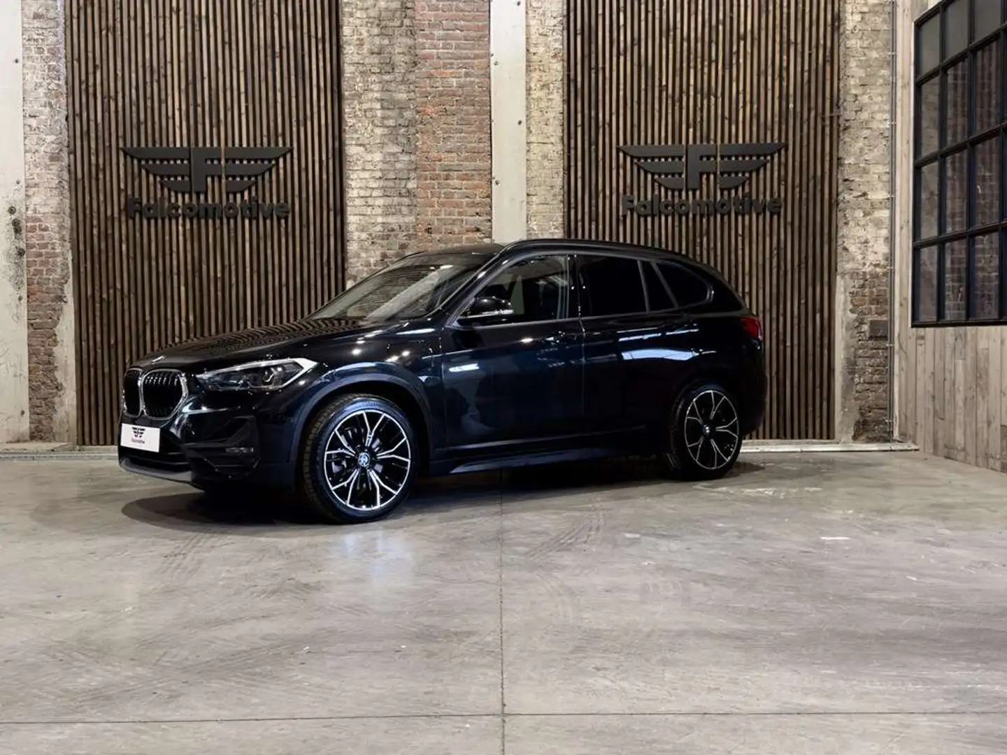 BMW X1 xDrive25e*PHEV*HUD*DAB*ZETELVERW.*LED* Noir - 2