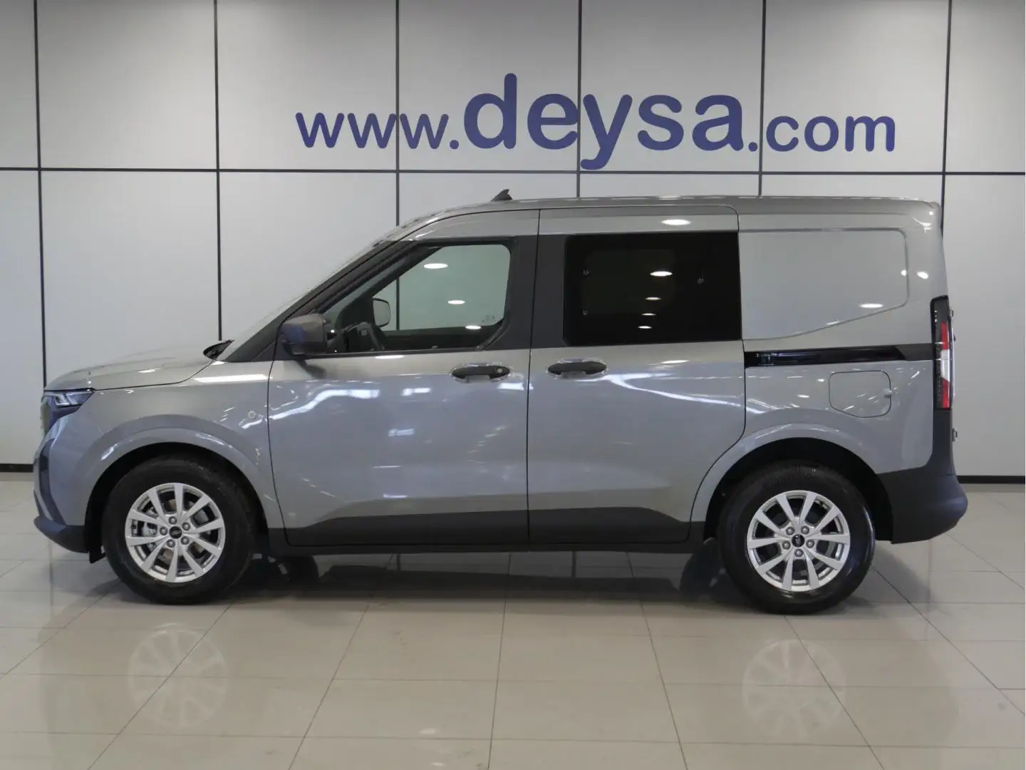 Ford Transit Courier Kombi 1.5 Ecoblue 75kW Trend Plateado - 2