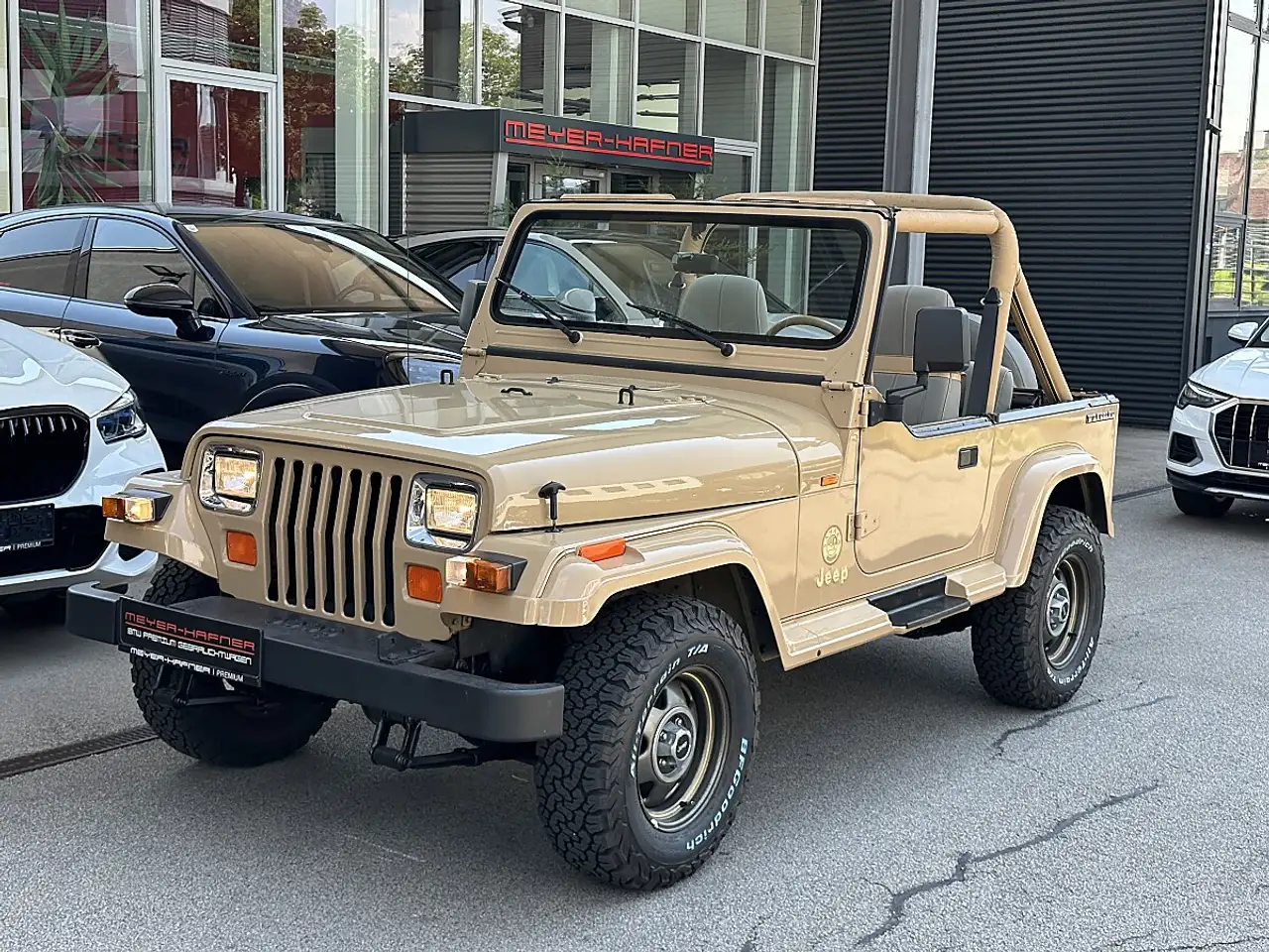 Jeep Wrangler Sahara Edition / SAMMLERZUSTAND / ORIGINAL / NU..., foto 1