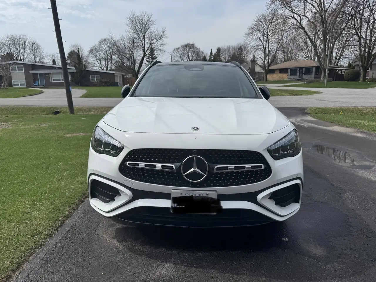 Mercedes-Benz GLA снимка Mercedes-Benz GLA