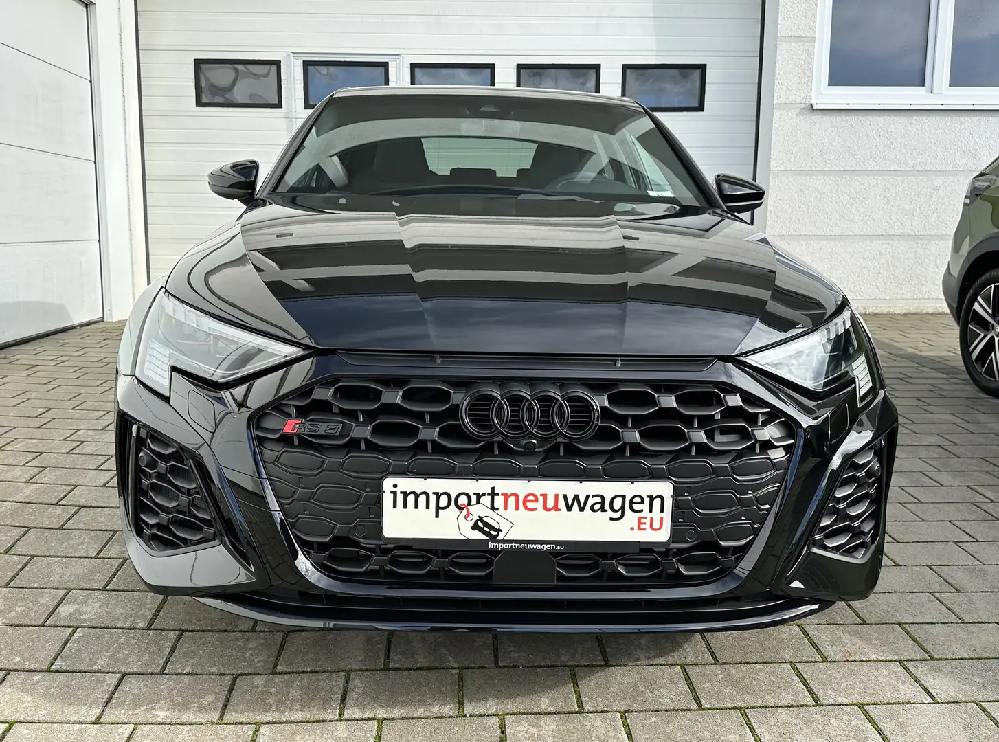 Audi RS3 Sportback 2.5 TFSI quattro PANO+B&O+LEDER+Dynamik+ Siyah - 2