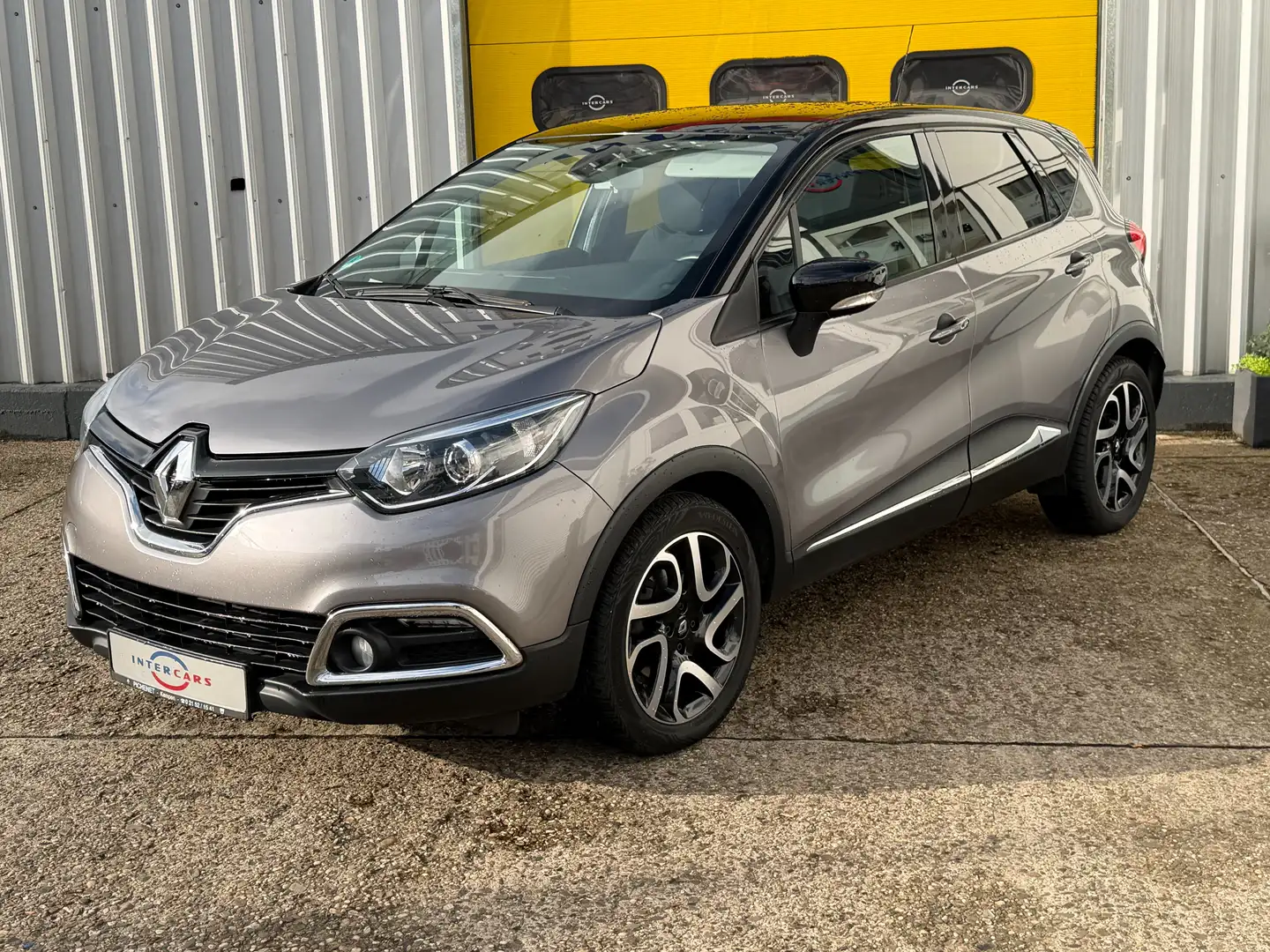 Renault Captur 1,2 Luxe Automatik Kamera 2.Hand Grau - 1