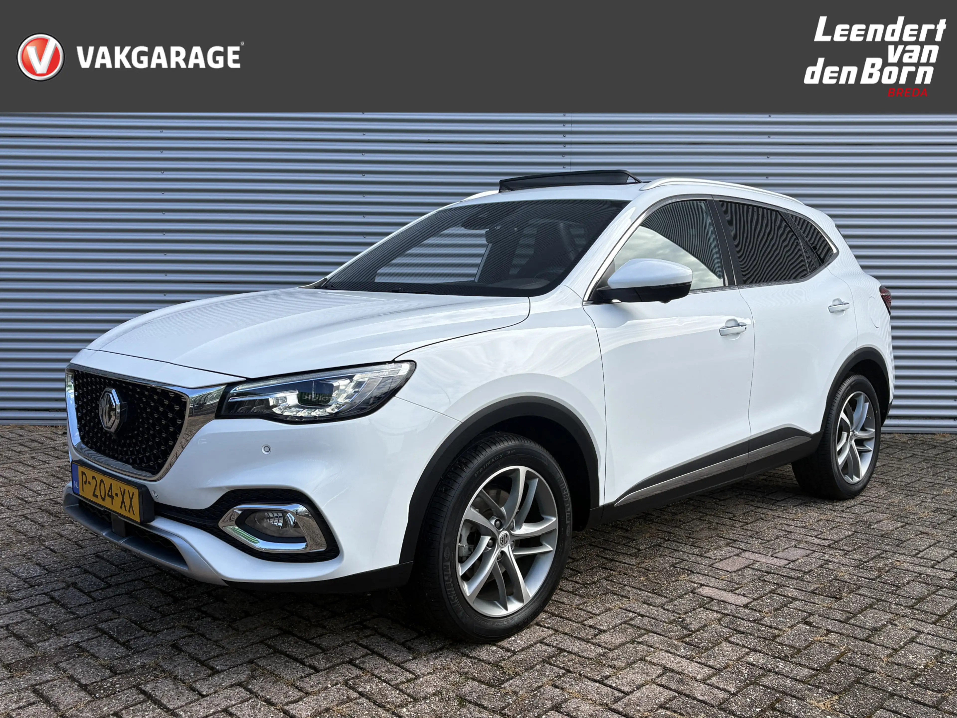 MG EHS 1.5 TGDI Luxury | Panorama Dak | Navi | Camera | A