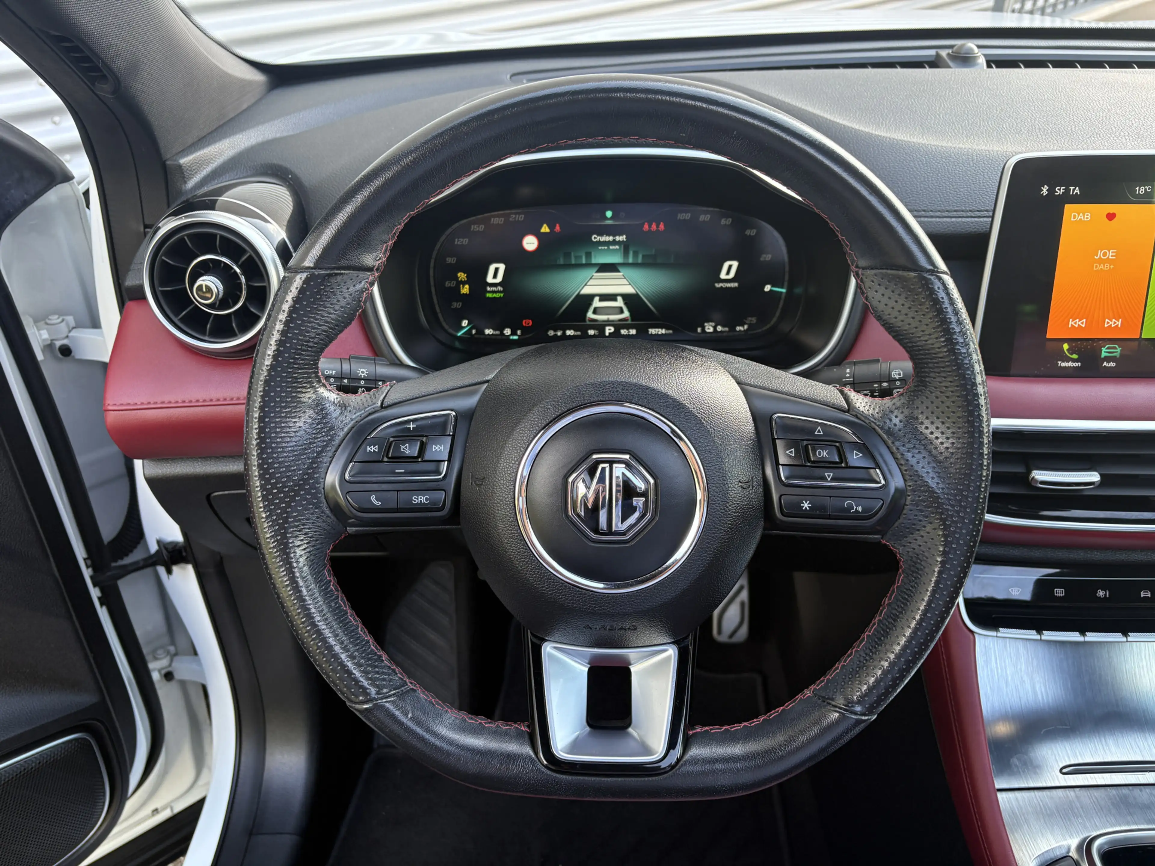 MG EHS 1.5 TGDI Luxury | Panorama Dak | Navi | Camera | A — photo 14
