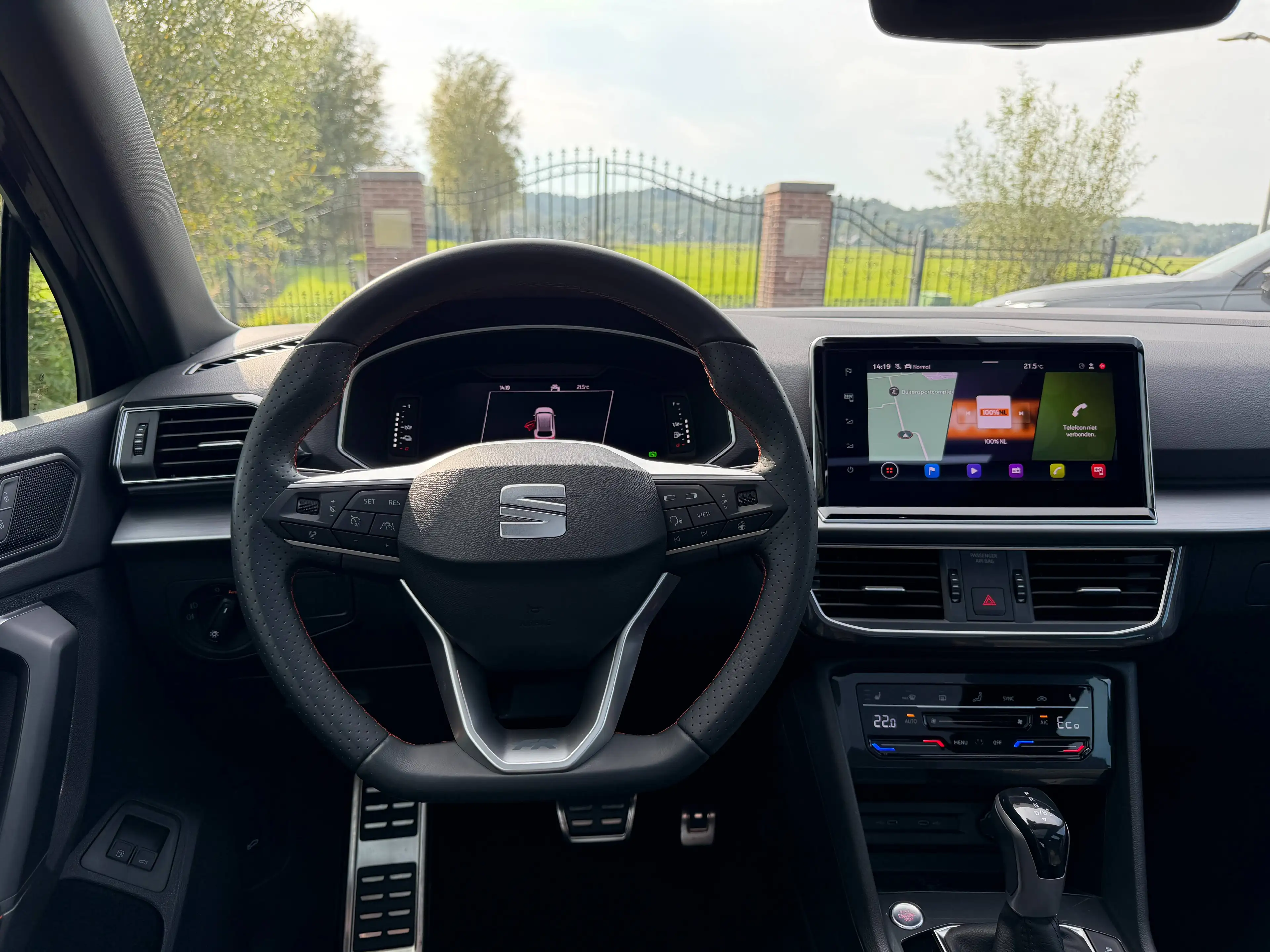 SEAT Tarraco 1.4 TSI e-Hybrid PHEV FR Pano Trkh 360 Pack XL — photo 8
