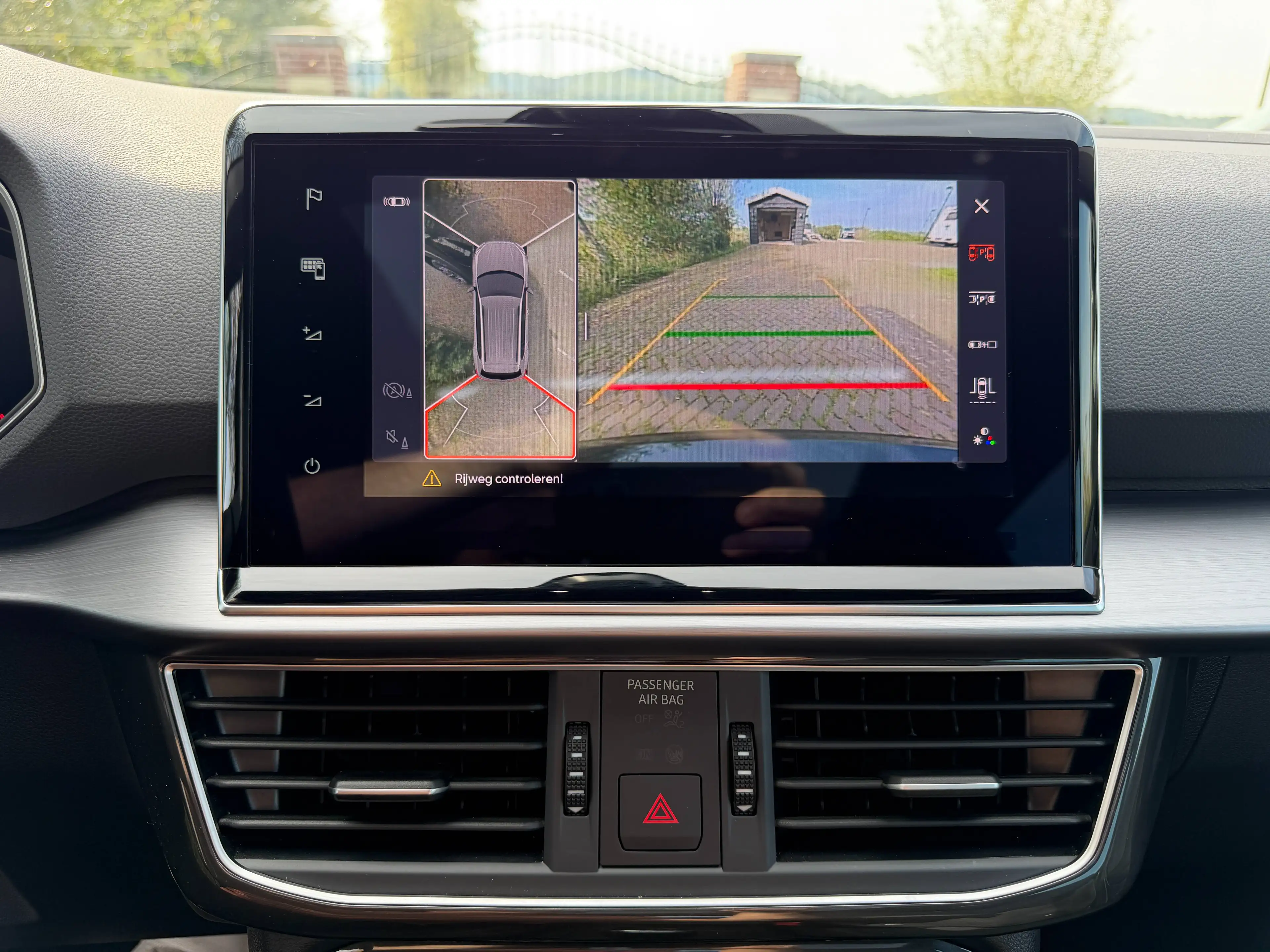 SEAT Tarraco 1.4 TSI e-Hybrid PHEV FR Pano Trkh 360 Pack XL — photo 10