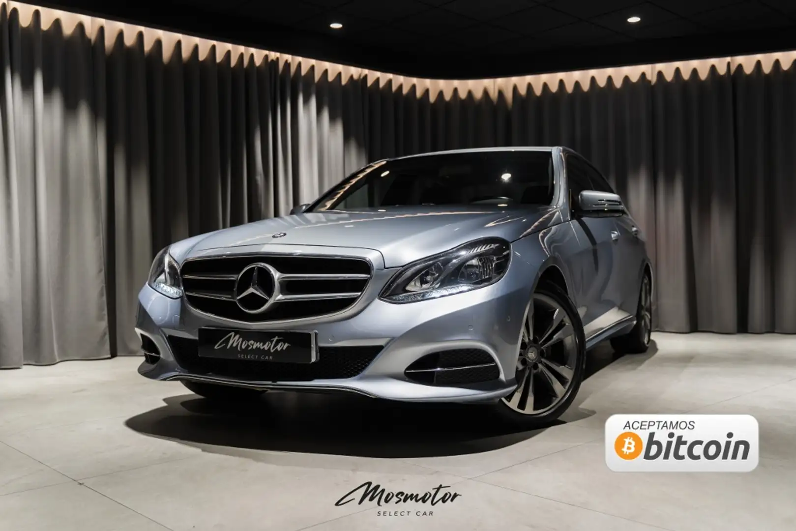 Mercedes-Benz E 220 BT 4M 7G Tronic Plus Azul - 1