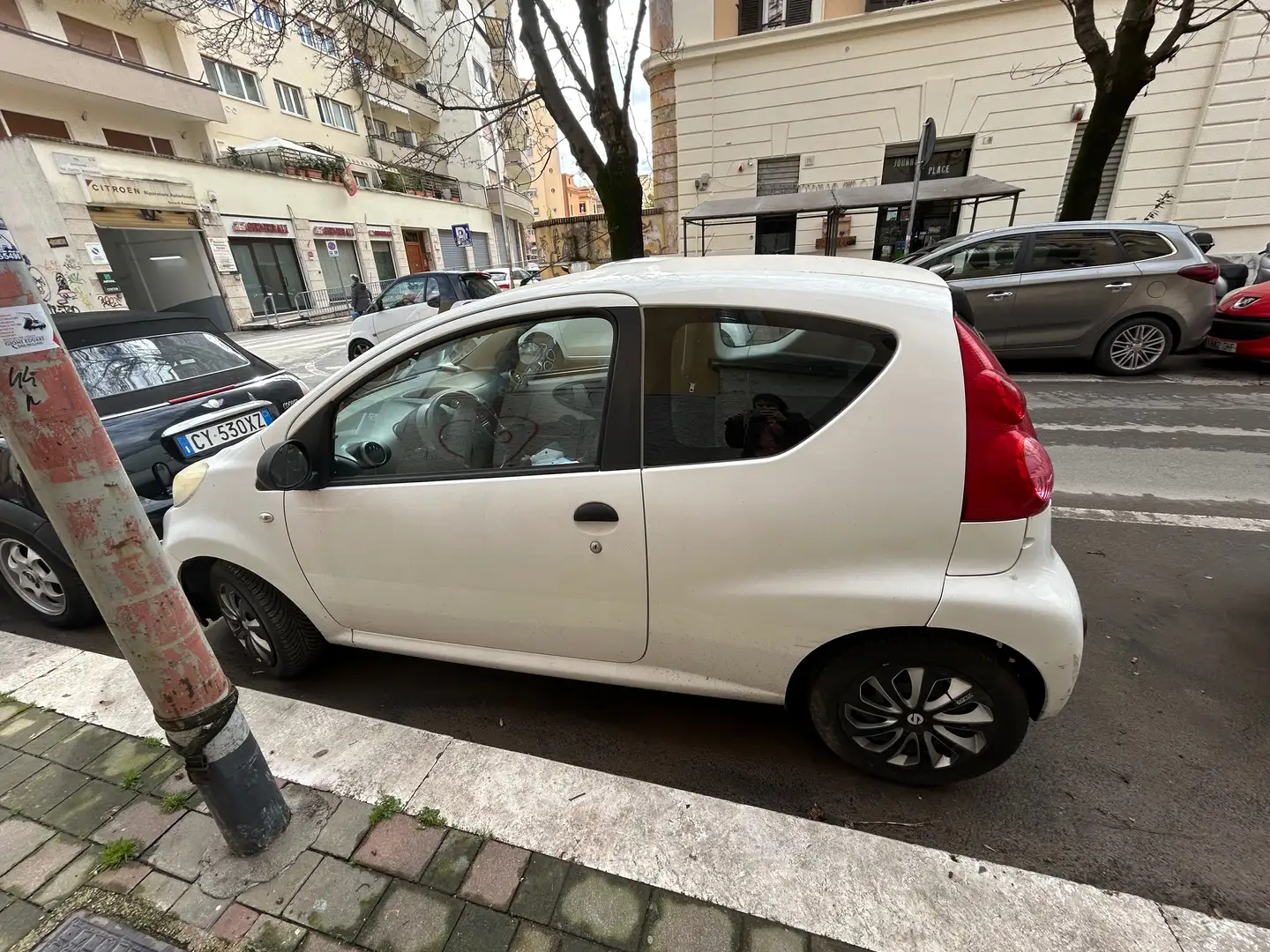 Peugeot 107 107 1.0 12v Access (desir) 3p FL Bianco - 1