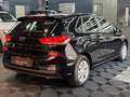 Hyundai i30 Pure Schwarz - thumbnail 4