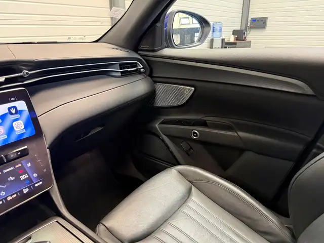 Maserati Grecale view 13