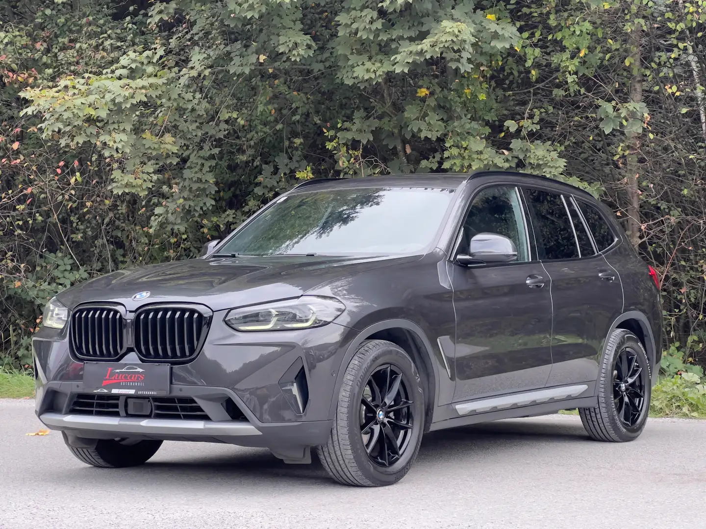 BMW X3 xDrive 20 d Aut. MY23*ACC*LED*LEDER*AHK* SHADOW-LINE*M-LENKRAD*1 BESITZ* Grau - 1