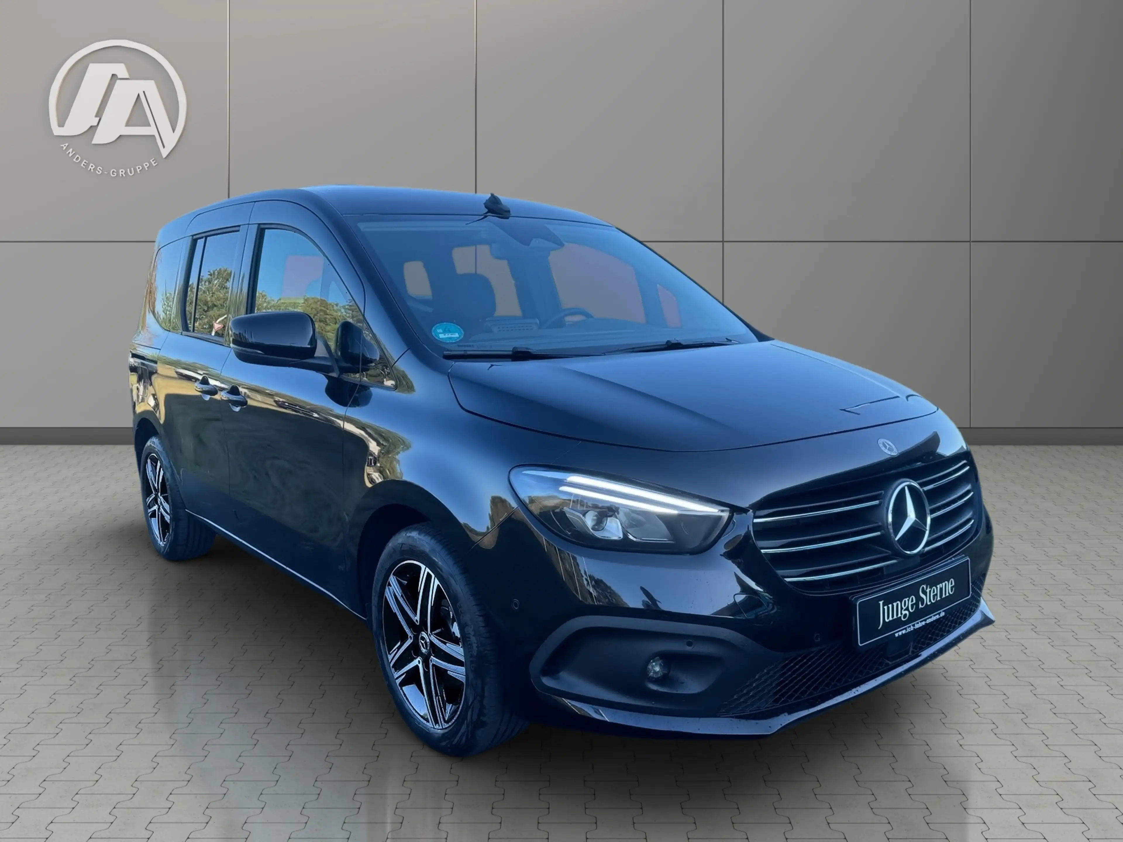 Mercedes-Benz T-Class d Edition SHZ*LED*MBUX*AHK*Kamera*Temp*Nav — photo 4