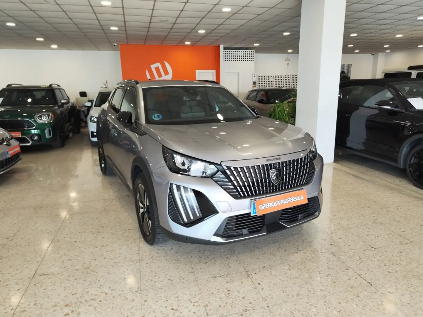 Peugeot 2008 Hybrid Allure eDCS6 145 Gris - 1