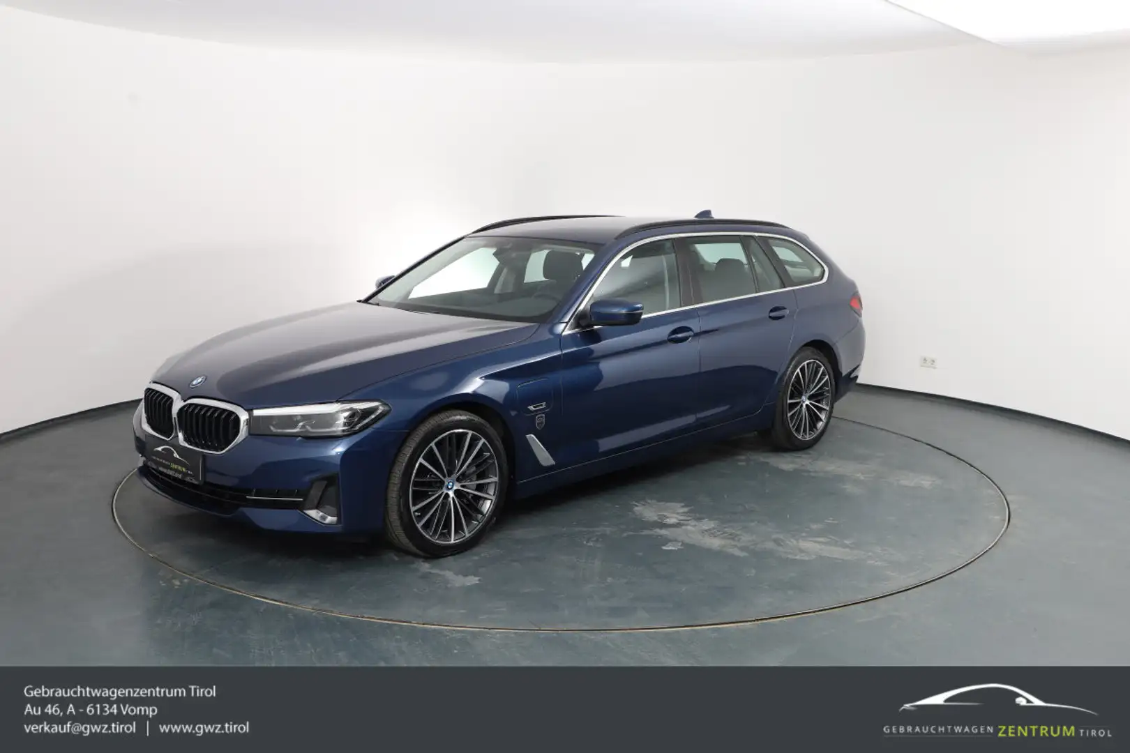 BMW 530 e xDrive Touring NAVI*LEDER*WENIG KM! Blau - 1
