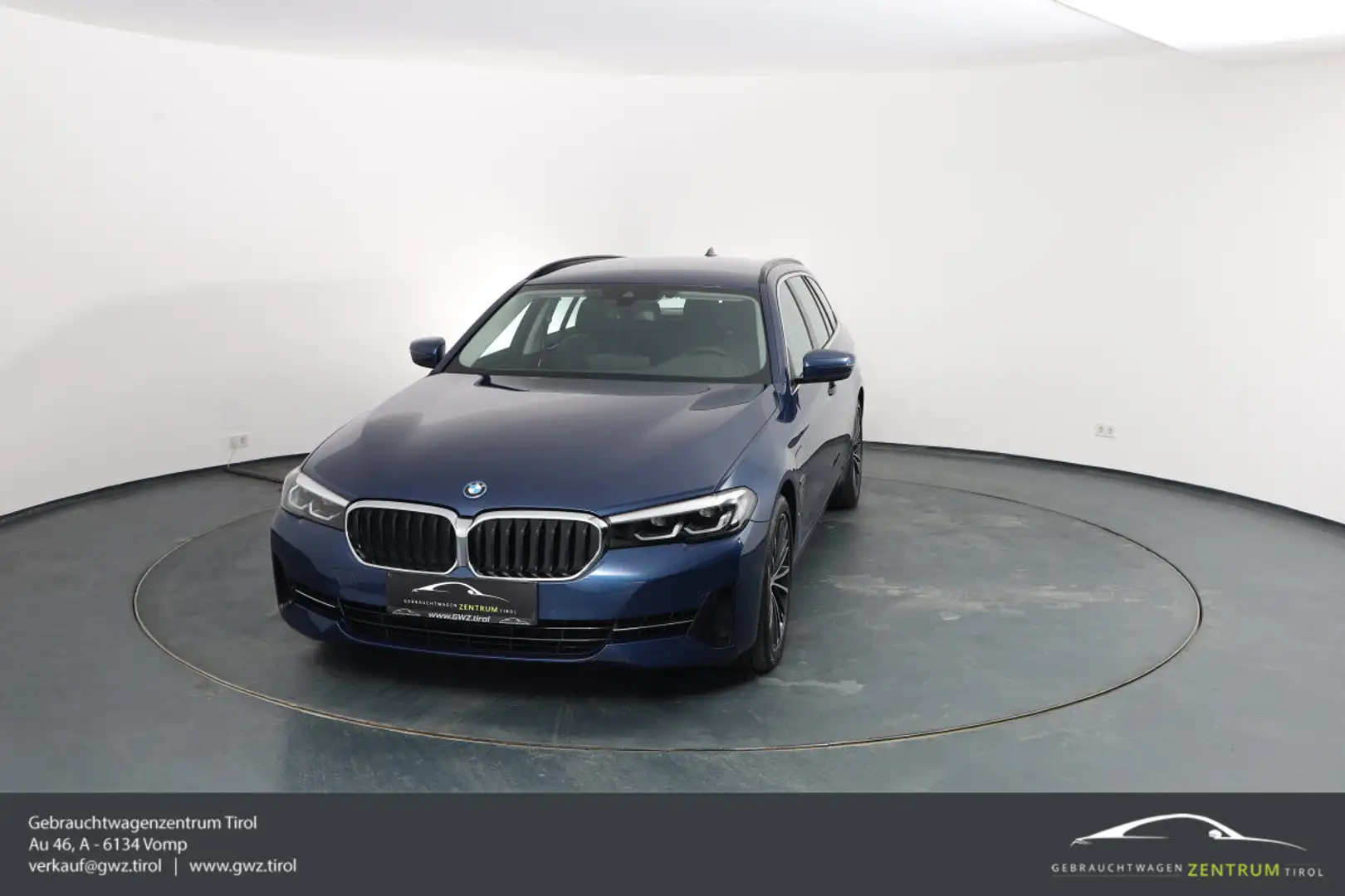 BMW 530 e xDrive Touring NAVI*LEDER*WENIG KM! Blau - 2