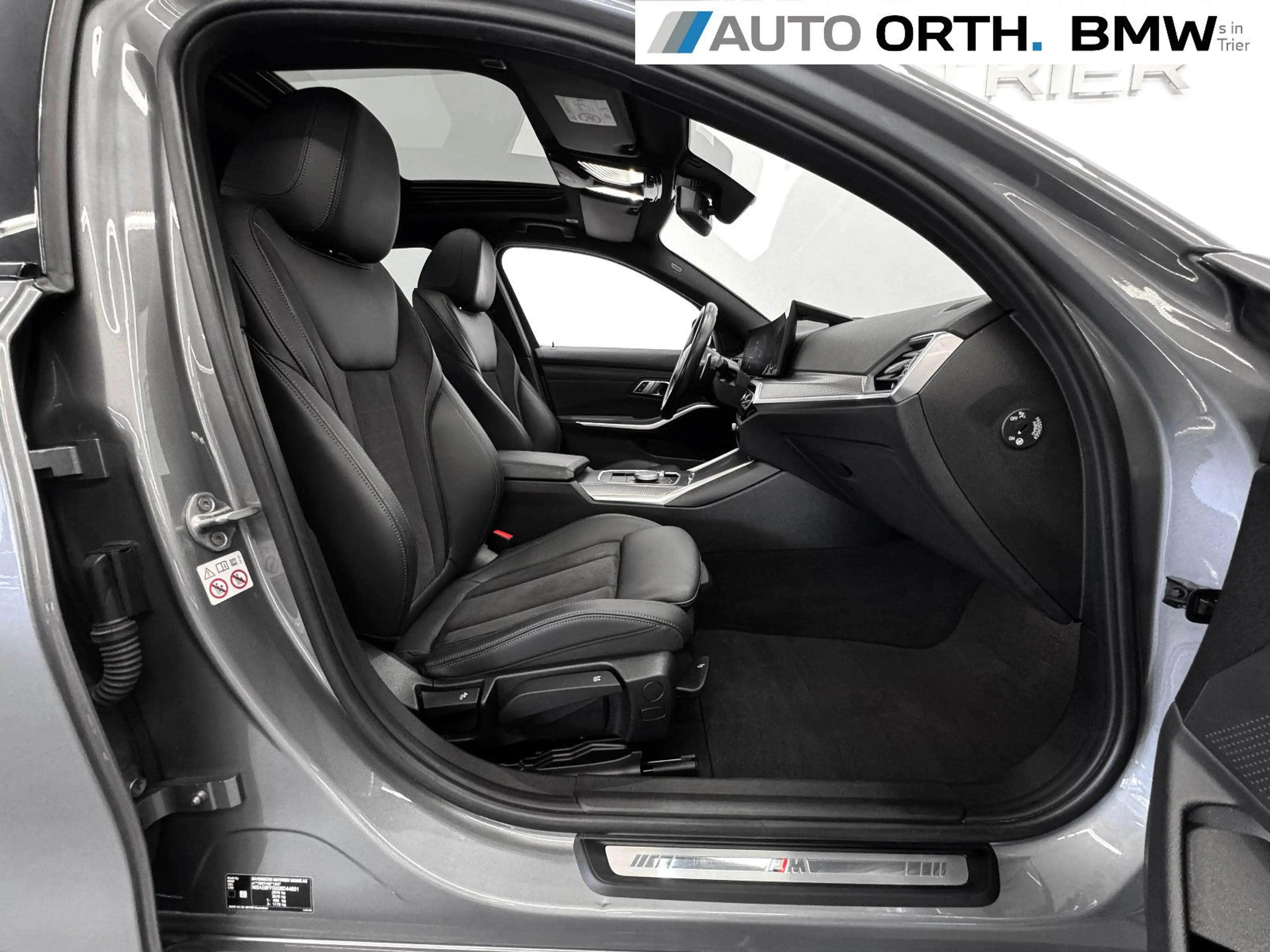 BMW 320 i SP-AUT. M-SPORT LC-PROF HUD SD KAMERA HIFI — photo 14