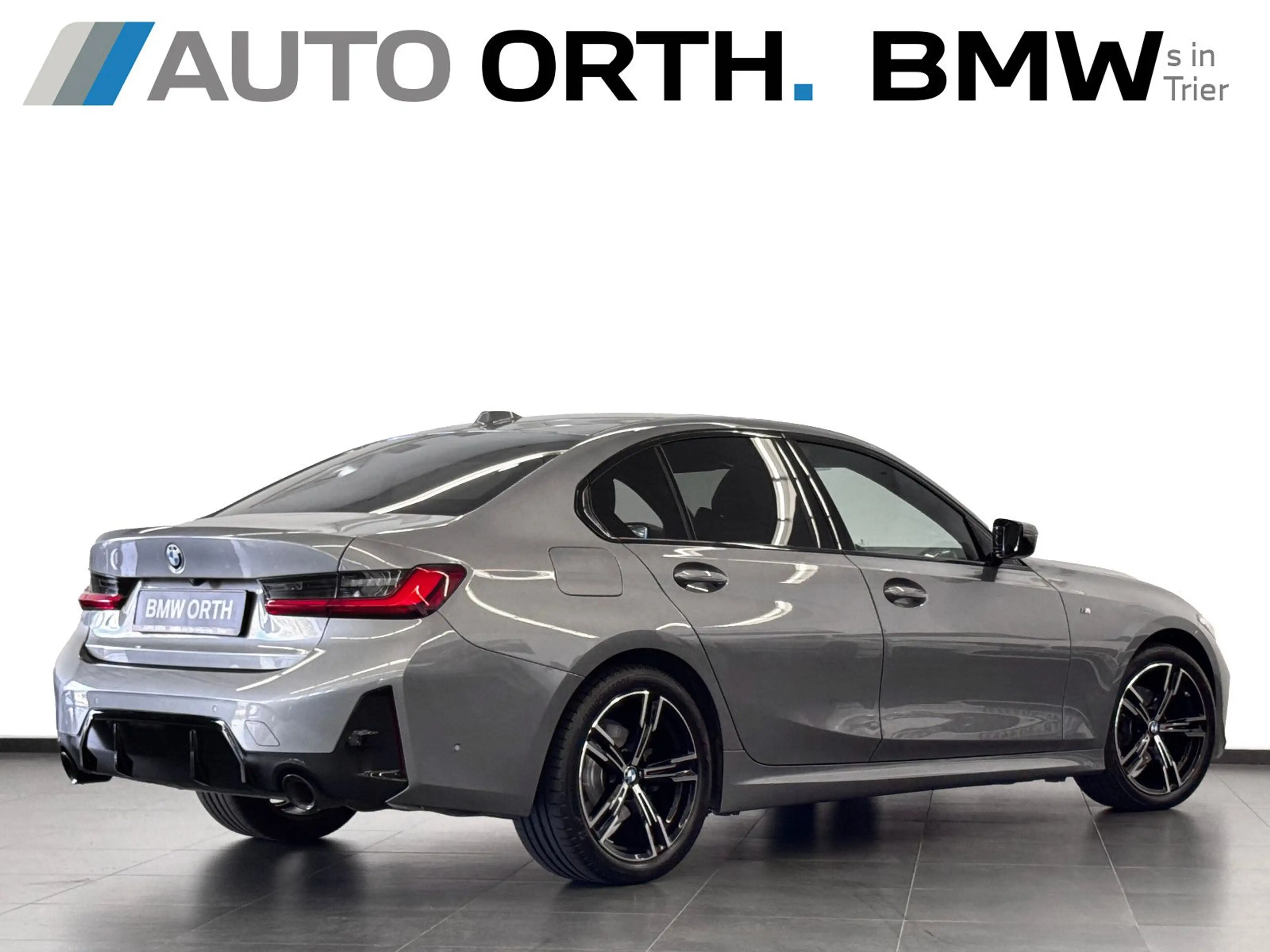 BMW 320 i SP-AUT. M-SPORT LC-PROF HUD SD KAMERA HIFI — photo 2
