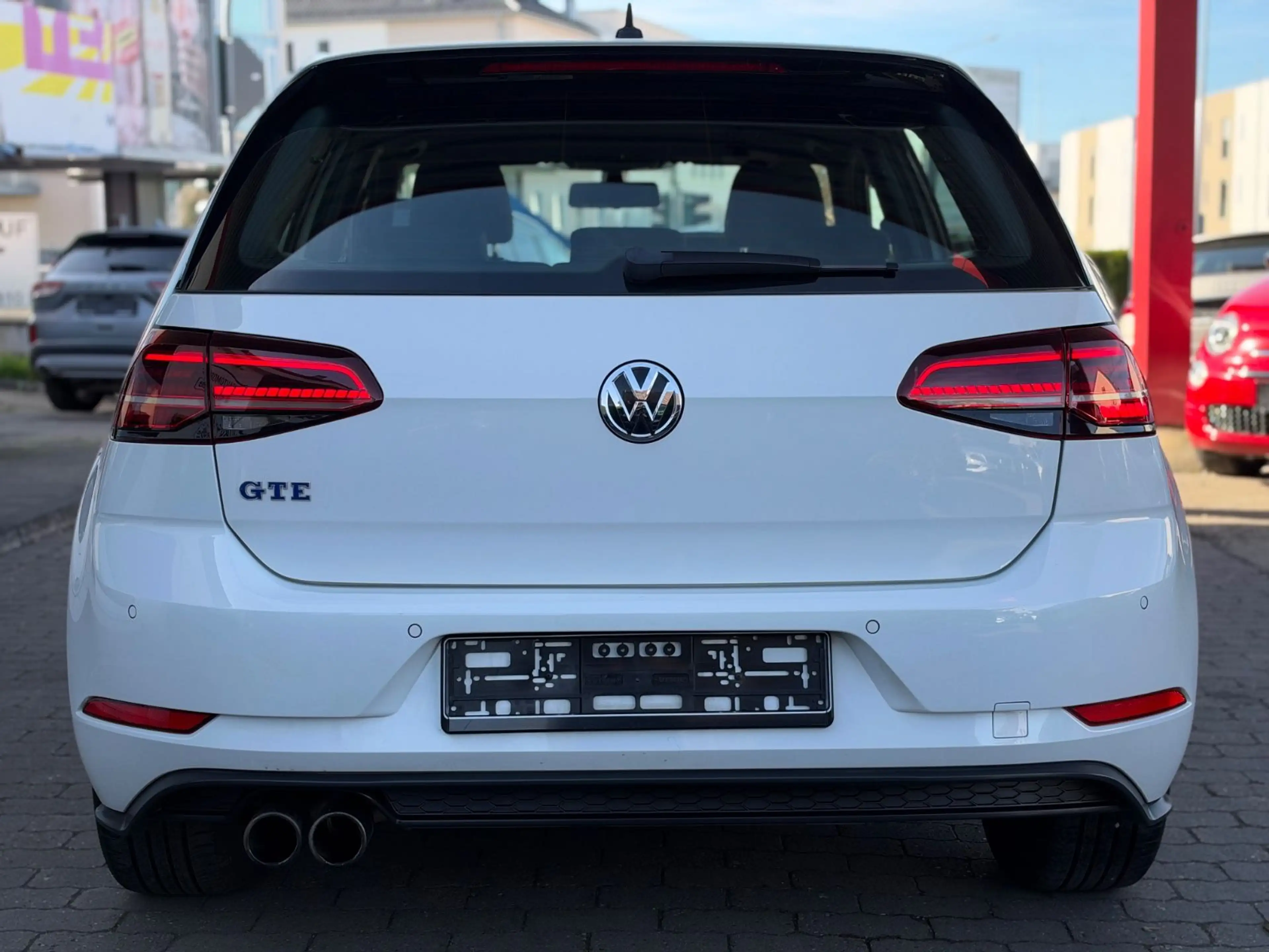 Volkswagen Golf VII Lim. GTE LED/NAVI/SHZ/KAMERA/AAC/BT — photo 5